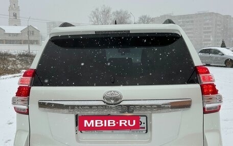Toyota Land Cruiser Prado 150 рестайлинг 2, 2017 год, 5 200 000 рублей, 7 фотография