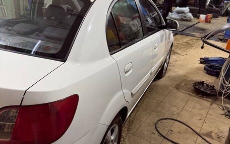 KIA Rio II, 2010 год, 600 000 рублей, 3 фотография