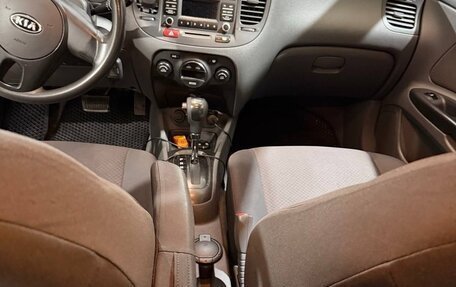 KIA Rio II, 2010 год, 600 000 рублей, 5 фотография