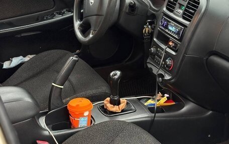 Hyundai Sonata IV рестайлинг, 2006 год, 380 000 рублей, 10 фотография