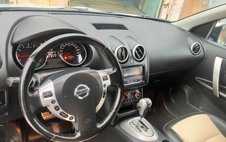 Nissan Qashqai, 2011 год, 900 000 рублей, 10 фотография