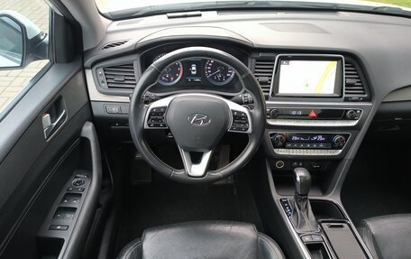 Hyundai Sonata VII, 2018 год, 1 950 000 рублей, 21 фотография