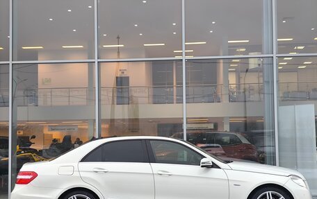 Mercedes-Benz E-Класс, 2011 год, 1 350 000 рублей, 8 фотография