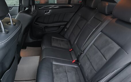 Mercedes-Benz E-Класс, 2011 год, 1 350 000 рублей, 17 фотография