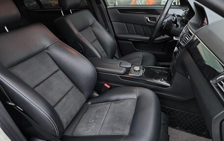 Mercedes-Benz E-Класс, 2011 год, 1 350 000 рублей, 15 фотография