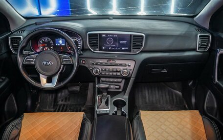 KIA Sportage IV рестайлинг, 2021 год, 2 230 000 рублей, 12 фотография