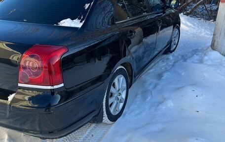 Toyota Avensis III рестайлинг, 2006 год, 770 000 рублей, 3 фотография