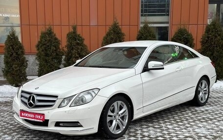 Mercedes-Benz E-Класс, 2013 год, 1 350 000 рублей, 1 фотография