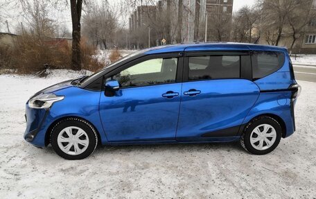 Toyota Sienta II, 2019 год, 1 350 000 рублей, 7 фотография