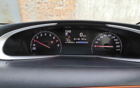 Toyota Sienta II, 2019 год, 1 350 000 рублей, 11 фотография