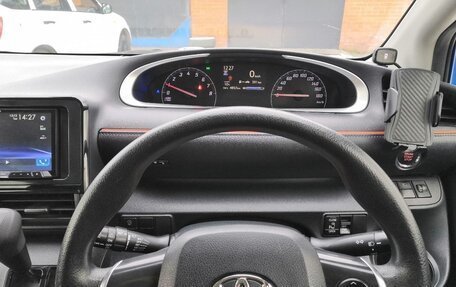 Toyota Sienta II, 2019 год, 1 350 000 рублей, 10 фотография