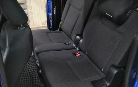 Toyota Sienta II, 2019 год, 1 350 000 рублей, 16 фотография