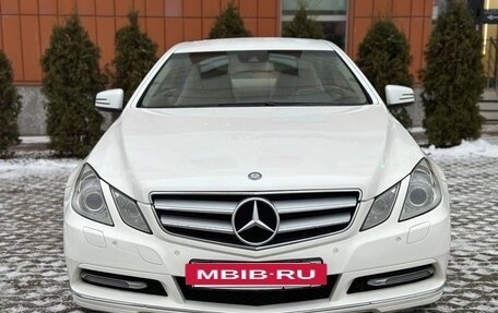 Mercedes-Benz E-Класс, 2013 год, 1 350 000 рублей, 2 фотография