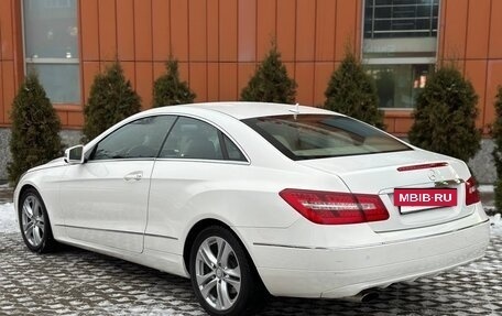 Mercedes-Benz E-Класс, 2013 год, 1 350 000 рублей, 7 фотография