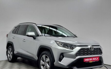 Toyota RAV4, 2020 год, 3 299 000 рублей, 3 фотография