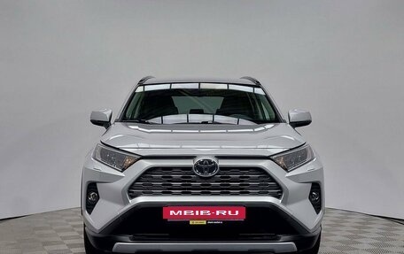 Toyota RAV4, 2020 год, 3 299 000 рублей, 2 фотография
