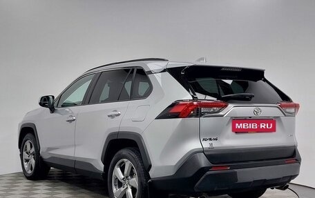 Toyota RAV4, 2020 год, 3 299 000 рублей, 7 фотография