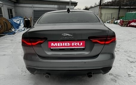 Jaguar XE I рестайлинг, 2019 год, 3 500 000 рублей, 4 фотография