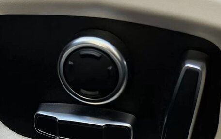 Jaguar XE I рестайлинг, 2019 год, 3 500 000 рублей, 17 фотография