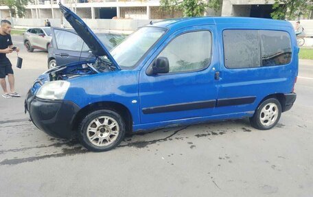 Peugeot Partner II рестайлинг 2, 2010 год, 220 000 рублей, 4 фотография