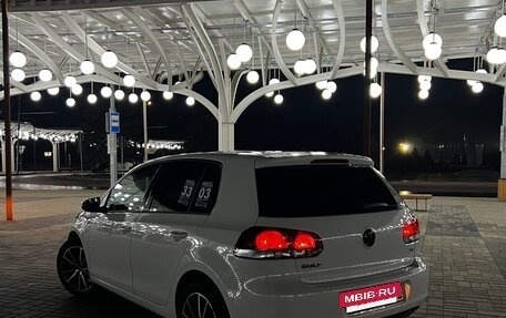 Volkswagen Golf VI, 2010 год, 850 000 рублей, 2 фотография