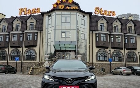 Toyota Camry, 2019 год, 2 400 000 рублей, 1 фотография