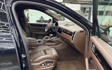 Porsche Cayenne III, 2021 год, 16 000 000 рублей, 16 фотография