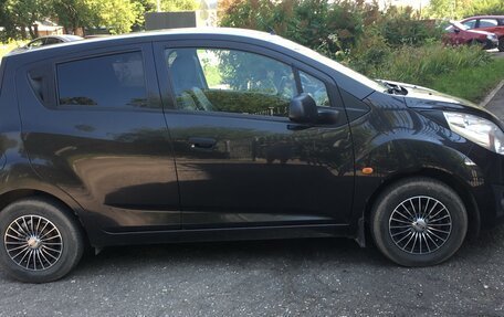 Chevrolet Spark III, 2011 год, 670 000 рублей, 3 фотография