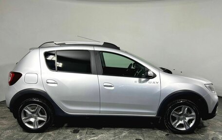 Renault Sandero II рестайлинг, 2020 год, 1 050 000 рублей, 4 фотография