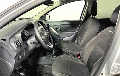 Renault Sandero II рестайлинг, 2020 год, 1 050 000 рублей, 16 фотография