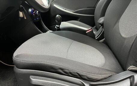 Hyundai Solaris II рестайлинг, 2012 год, 790 000 рублей, 9 фотография