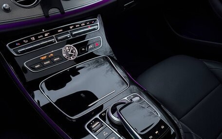 Mercedes-Benz E-Класс, 2020 год, 4 550 000 рублей, 14 фотография