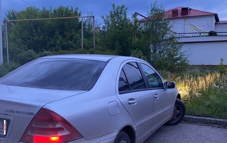 Mercedes-Benz C-Класс, 2000 год, 330 000 рублей, 7 фотография