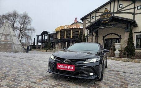 Toyota Camry, 2019 год, 2 400 000 рублей, 7 фотография
