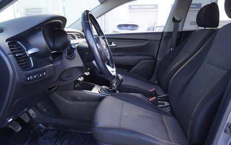 KIA Rio IV, 2017 год, 1 123 000 рублей, 9 фотография