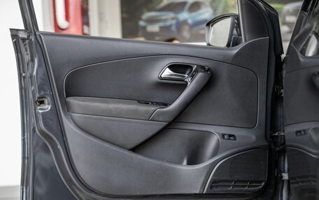 Volkswagen Polo VI (EU Market), 2011 год, 758 000 рублей, 12 фотография