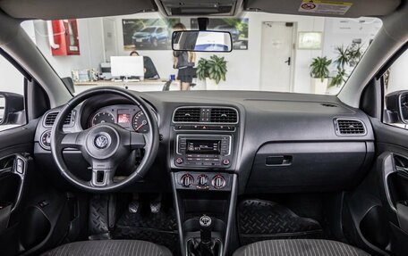Volkswagen Polo VI (EU Market), 2011 год, 758 000 рублей, 15 фотография