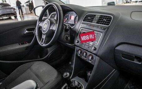 Volkswagen Polo VI (EU Market), 2011 год, 758 000 рублей, 29 фотография