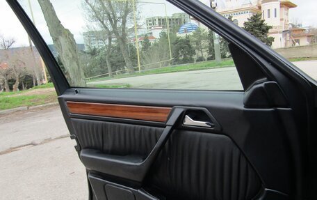 Mercedes-Benz W124, 1993 год, 690 000 рублей, 4 фотография