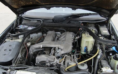 Mercedes-Benz W124, 1993 год, 690 000 рублей, 17 фотография