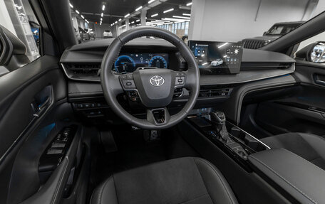 Toyota Camry, 2025 год, 4 800 000 рублей, 7 фотография