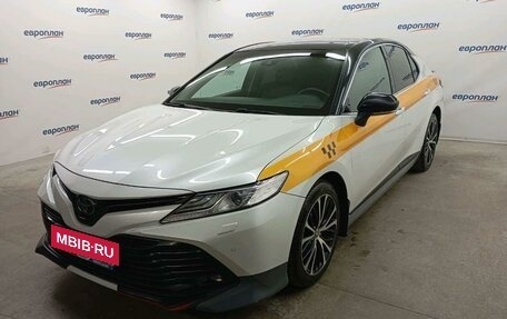 Toyota Camry, 2020 год, 2 493 000 рублей, 2 фотография