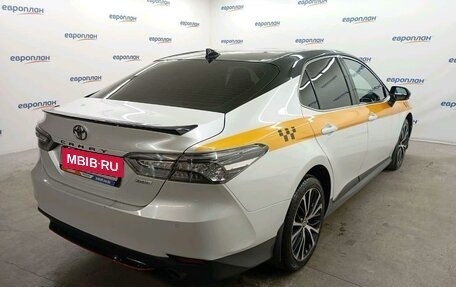 Toyota Camry, 2020 год, 2 493 000 рублей, 3 фотография