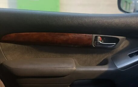 Toyota Land Cruiser Prado 120 рестайлинг, 2003 год, 2 000 000 рублей, 15 фотография