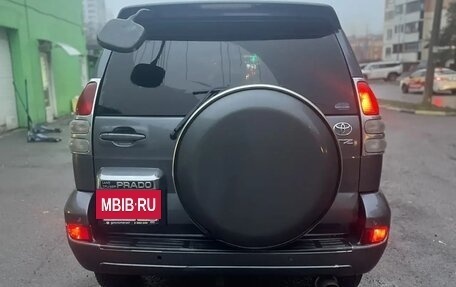 Toyota Land Cruiser Prado 120 рестайлинг, 2003 год, 2 000 000 рублей, 4 фотография