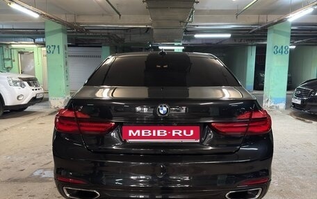 BMW 7 серия, 2015 год, 3 200 000 рублей, 2 фотография