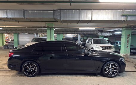 BMW 7 серия, 2015 год, 3 200 000 рублей, 4 фотография