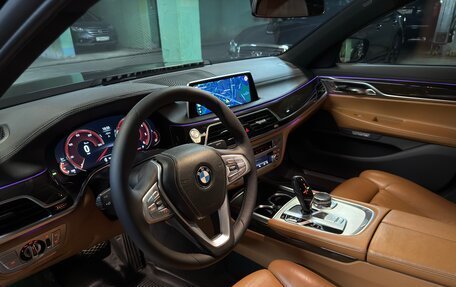 BMW 7 серия, 2015 год, 3 200 000 рублей, 14 фотография