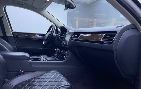 Volkswagen Touareg III, 2017 год, 3 519 000 рублей, 13 фотография