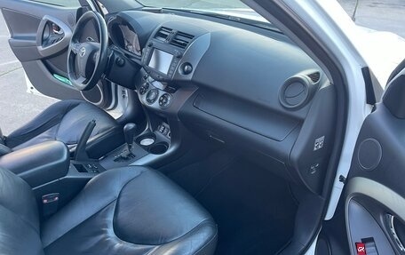 Toyota RAV4, 2010 год, 1 490 000 рублей, 11 фотография